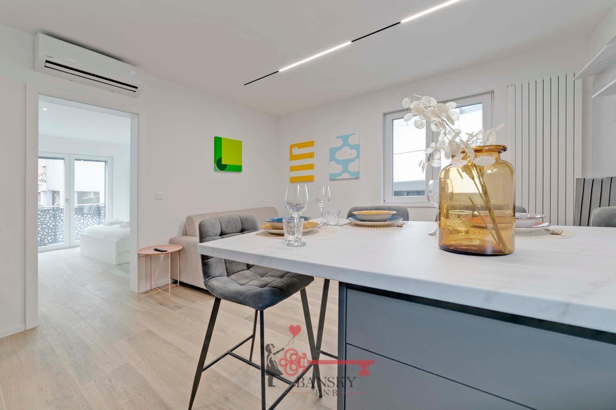 Home Sofia Room 2 - Modern Station -By Easylife Swiss Lugano Esterno foto