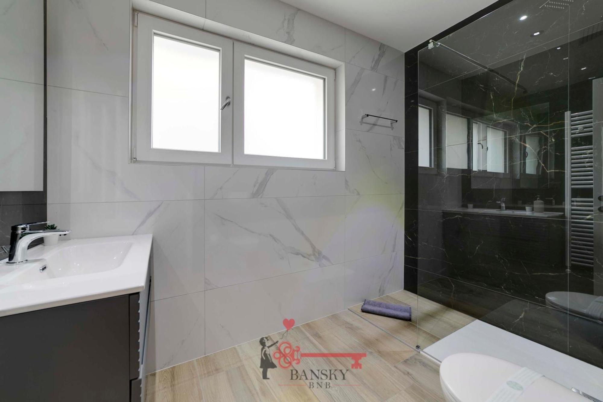 Home Sofia Room 2 - Modern Station -By Easylife Swiss Lugano Esterno foto