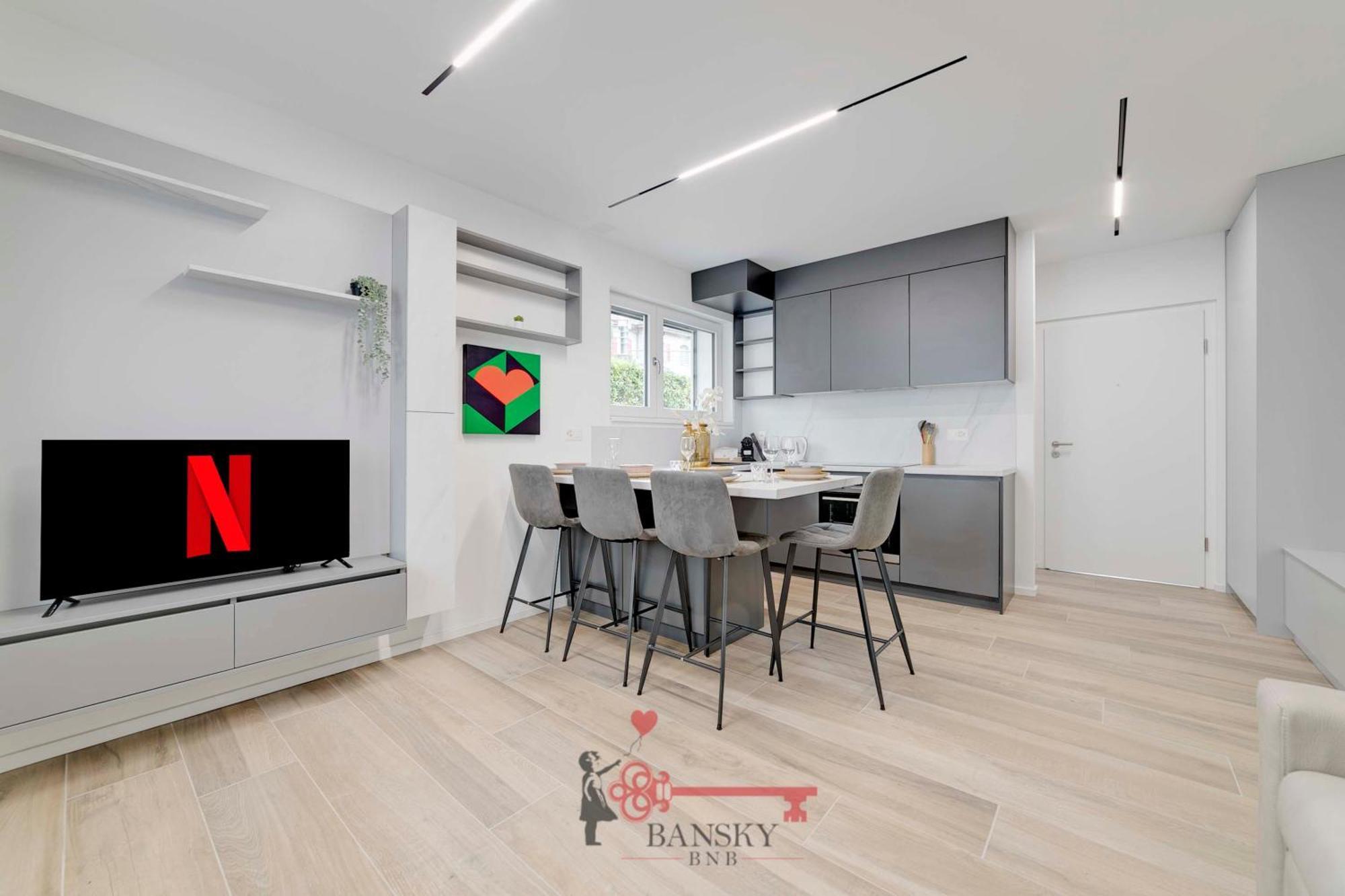 Home Sofia Room 2 - Modern Station -By Easylife Swiss Lugano Esterno foto